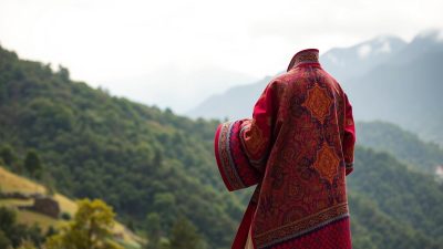 baju tradisional Bhutan